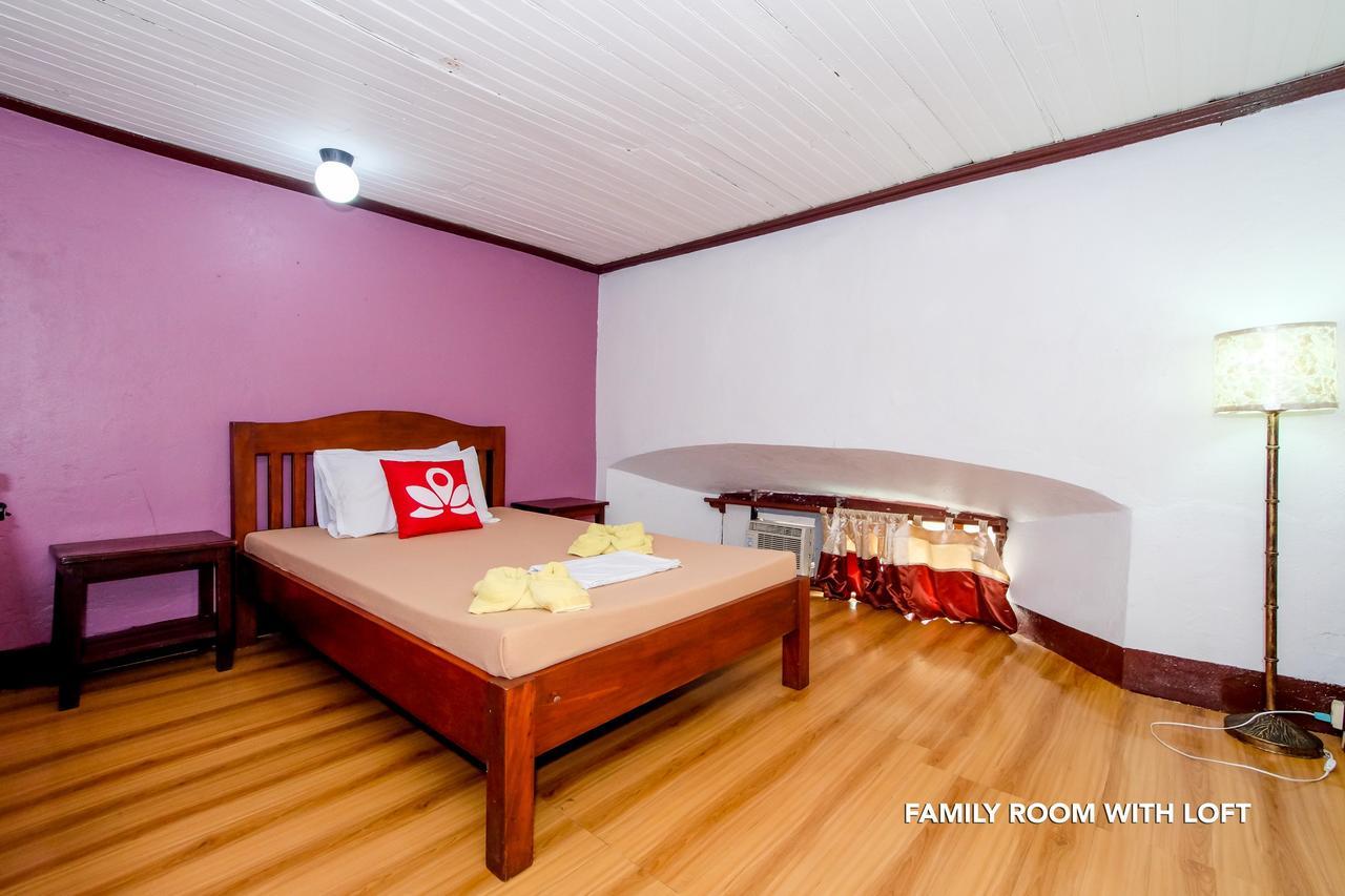 ZEN Rooms Calle Crisologo Vigan Esterno foto