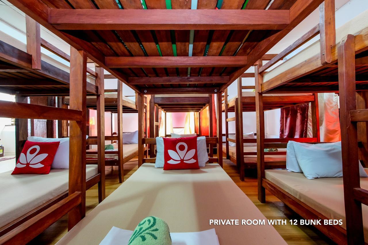 ZEN Rooms Calle Crisologo Vigan Esterno foto